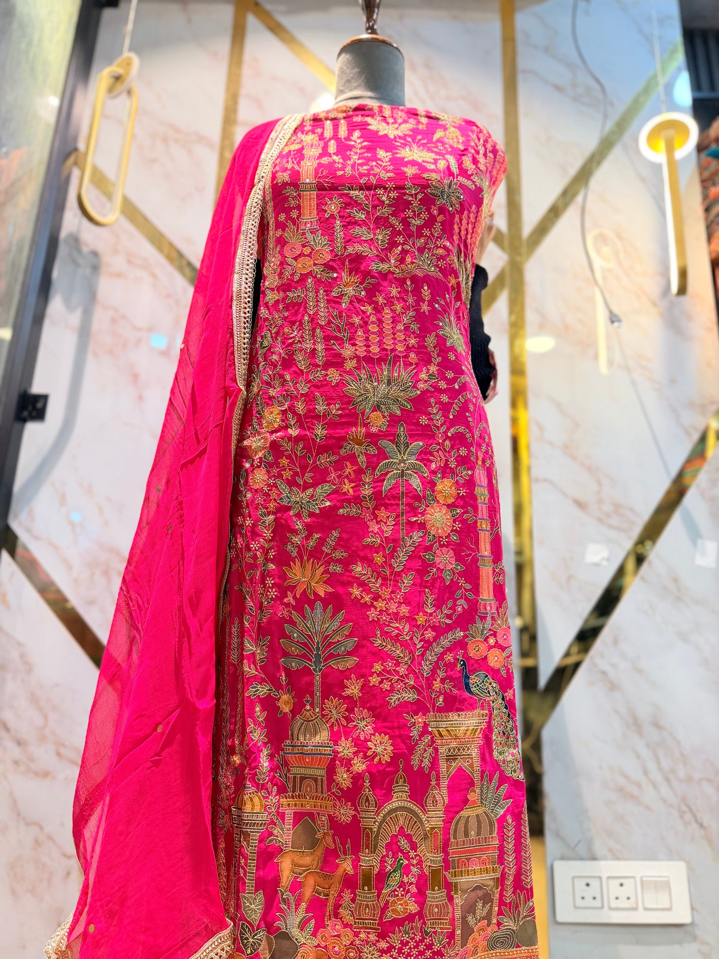 All Original Premium Taj Mahal  party 🎉 suit