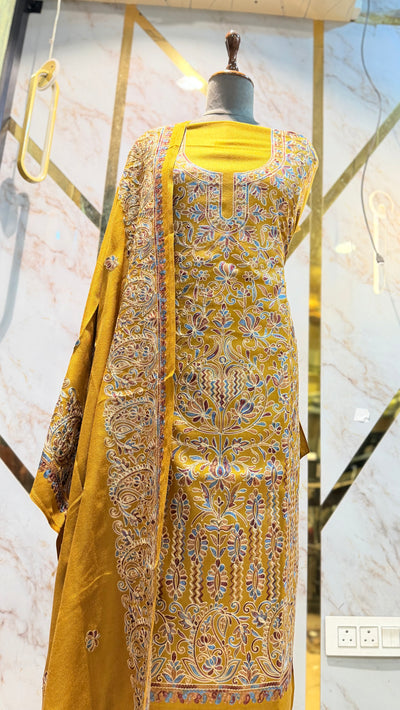 Kashmiri 🥶 winter pure suit (💯%handmade)