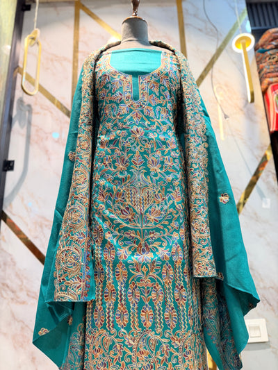 Kashmiri 🥶 winter pure suit (💯%handmade)