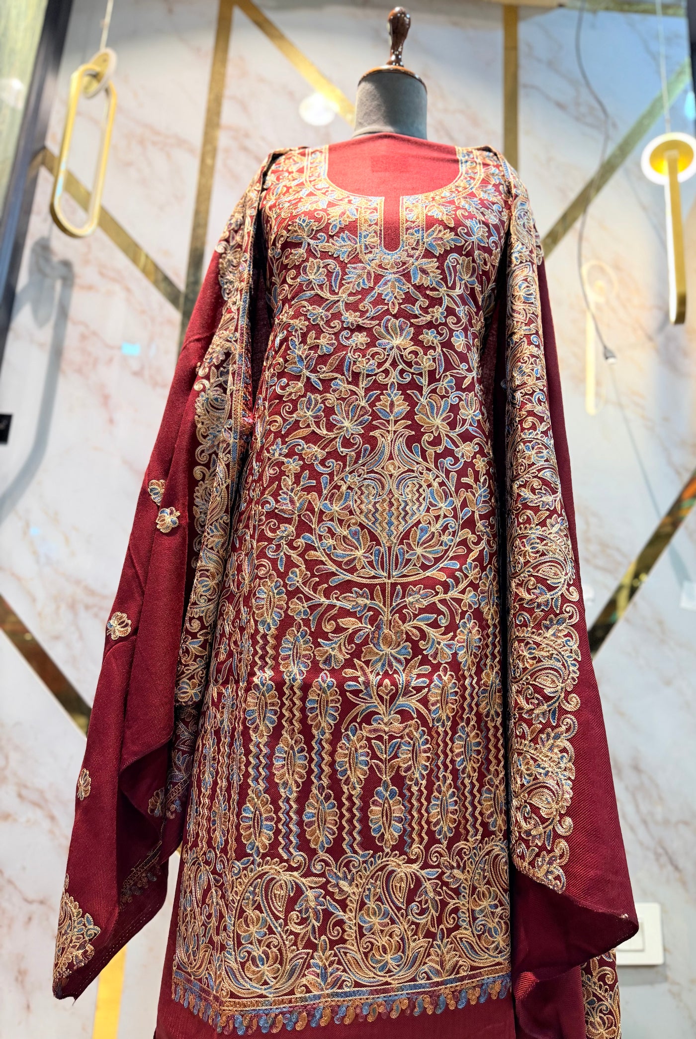 Kashmiri 🥶 winter pure suit (💯%handmade)