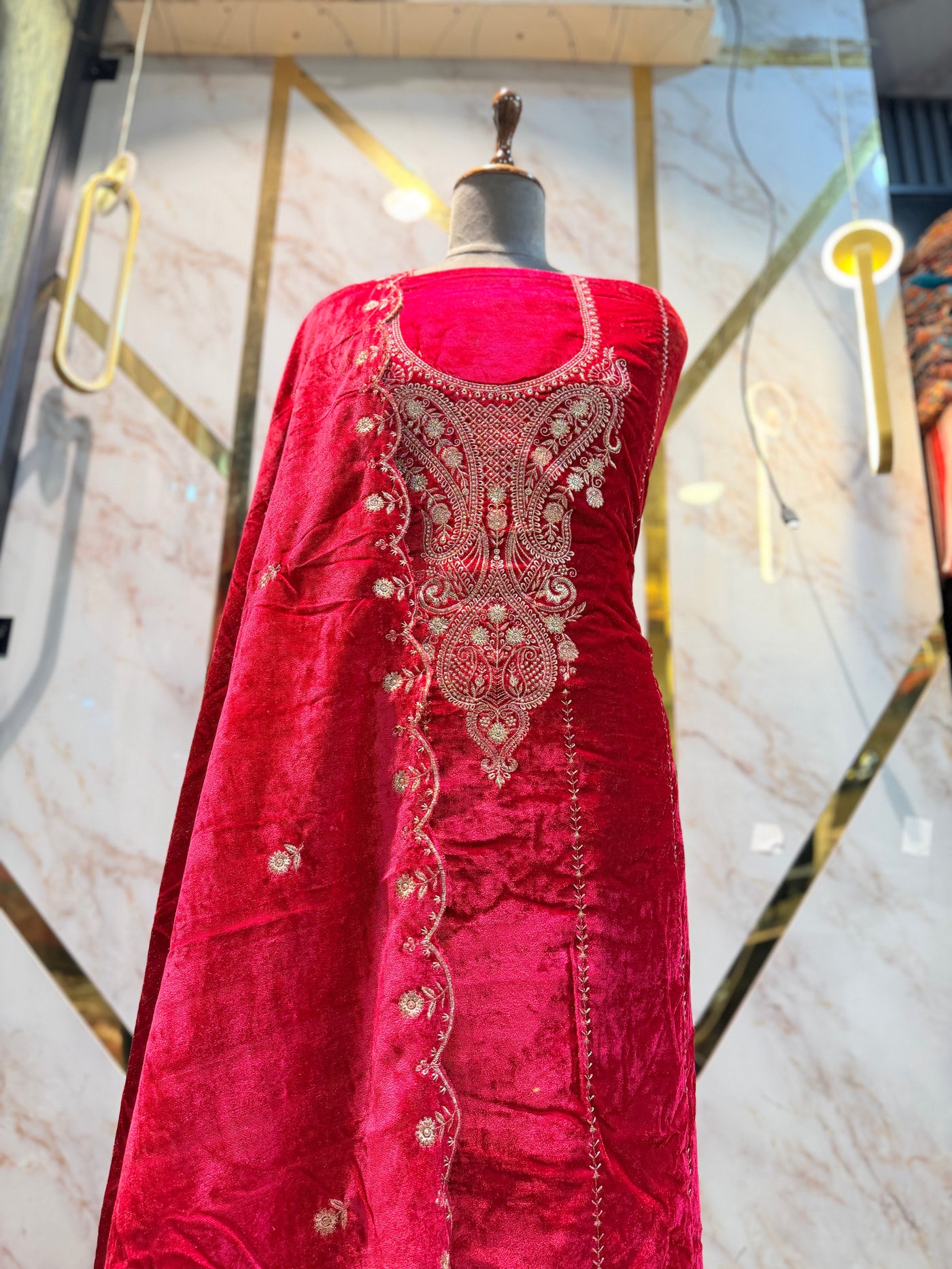 Premium  velvet  🥶 suit velvet bottom