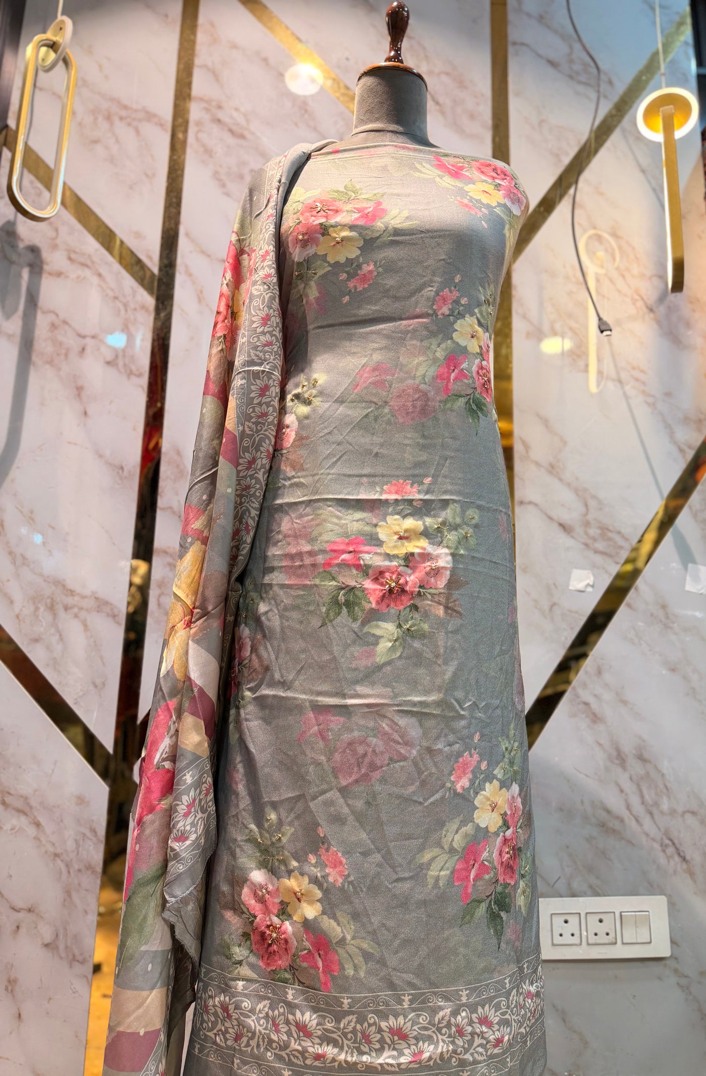 Premium Alpine Winter Party Suit❤️