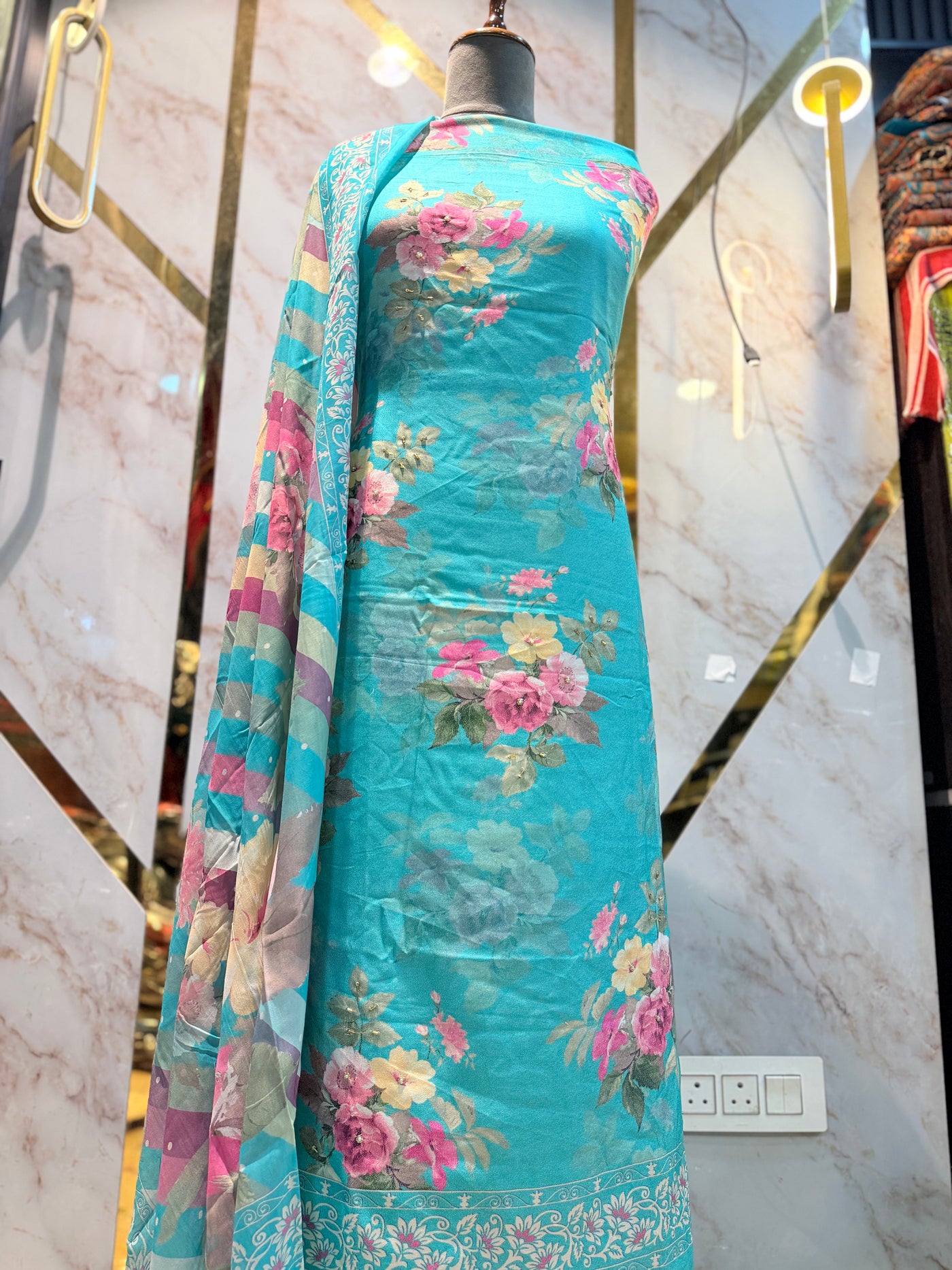 Premium Alpine Winter Party Suit❤️