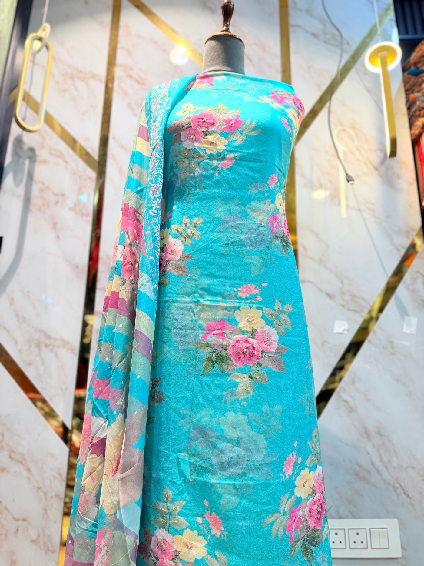 Premium Alpine Winter Party Suit❤️