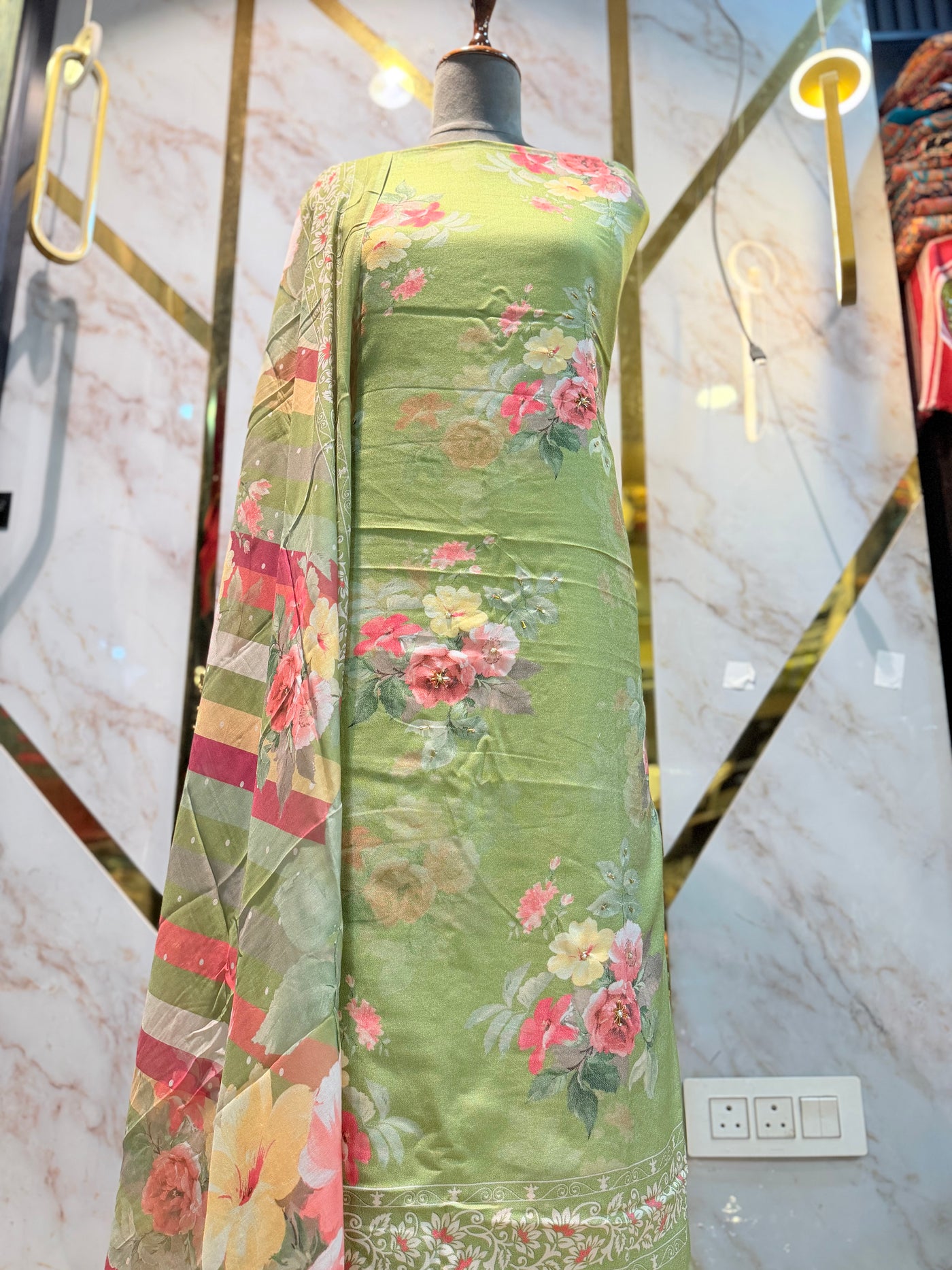 Premium Alpine Winter Party Suit❤️