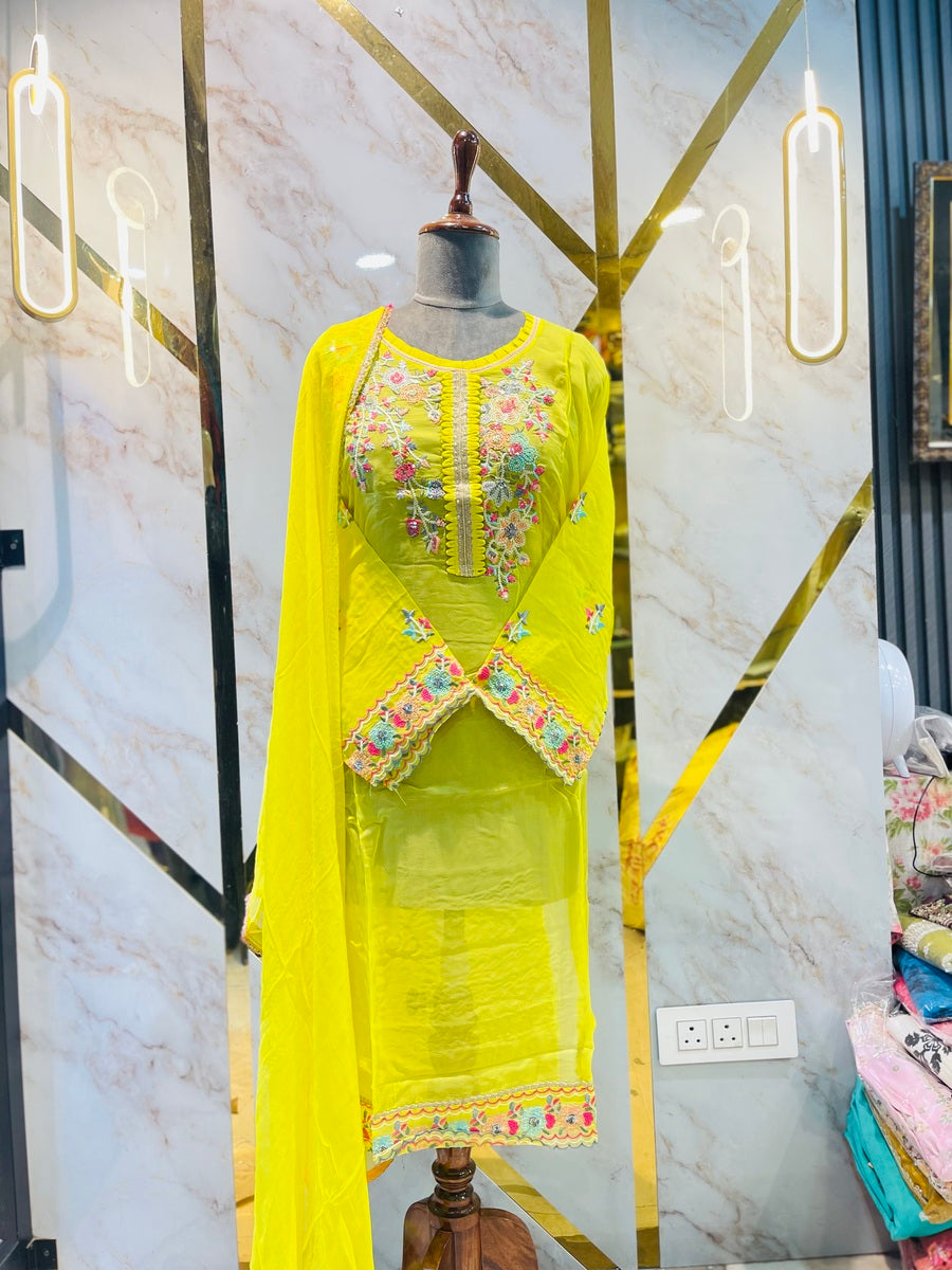 karwa chauth spl  Party Wear Suit❤️