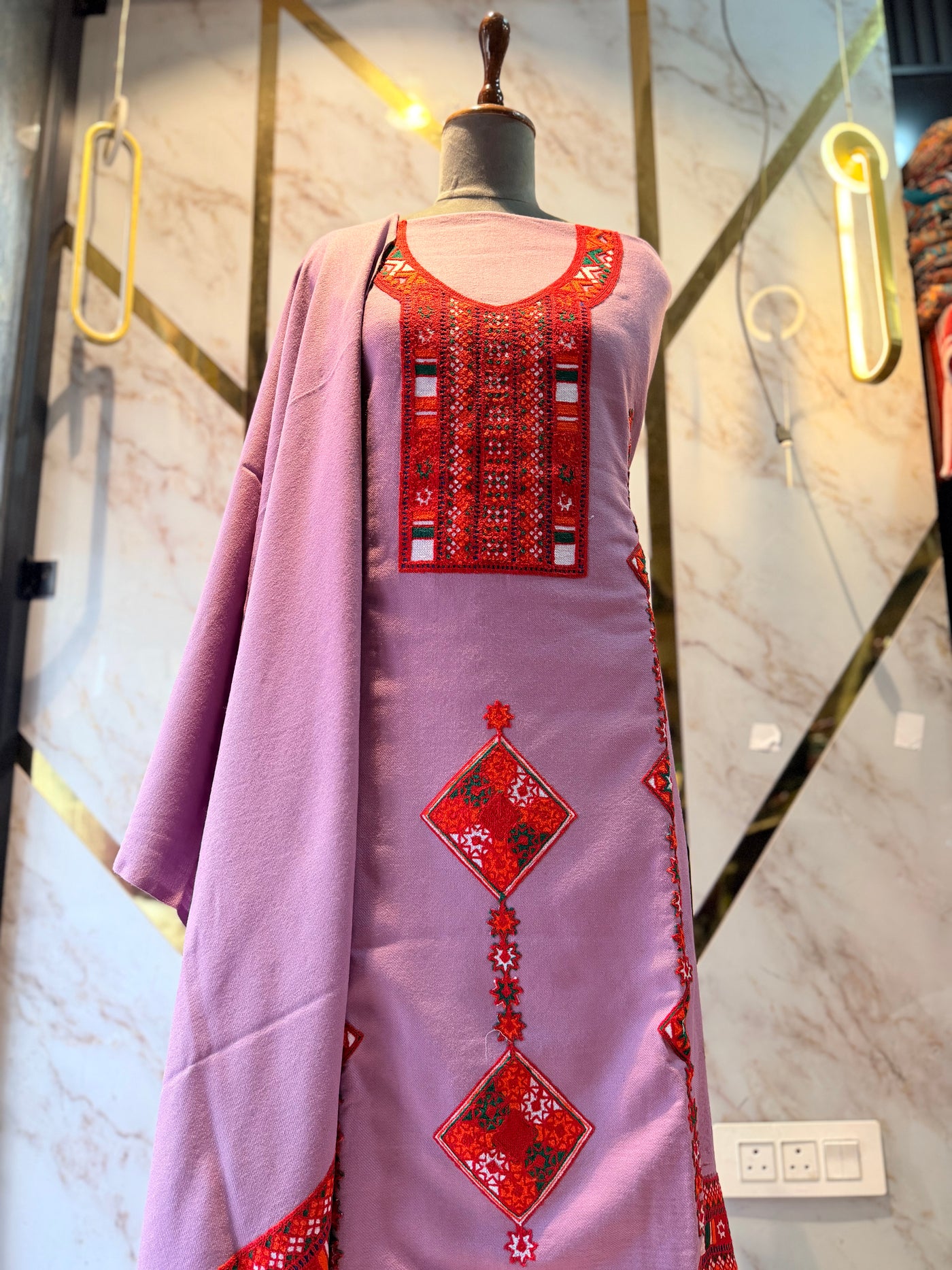 Pure winter 🥶 kinnauri temple Salwar🛕 (hand made ) suit