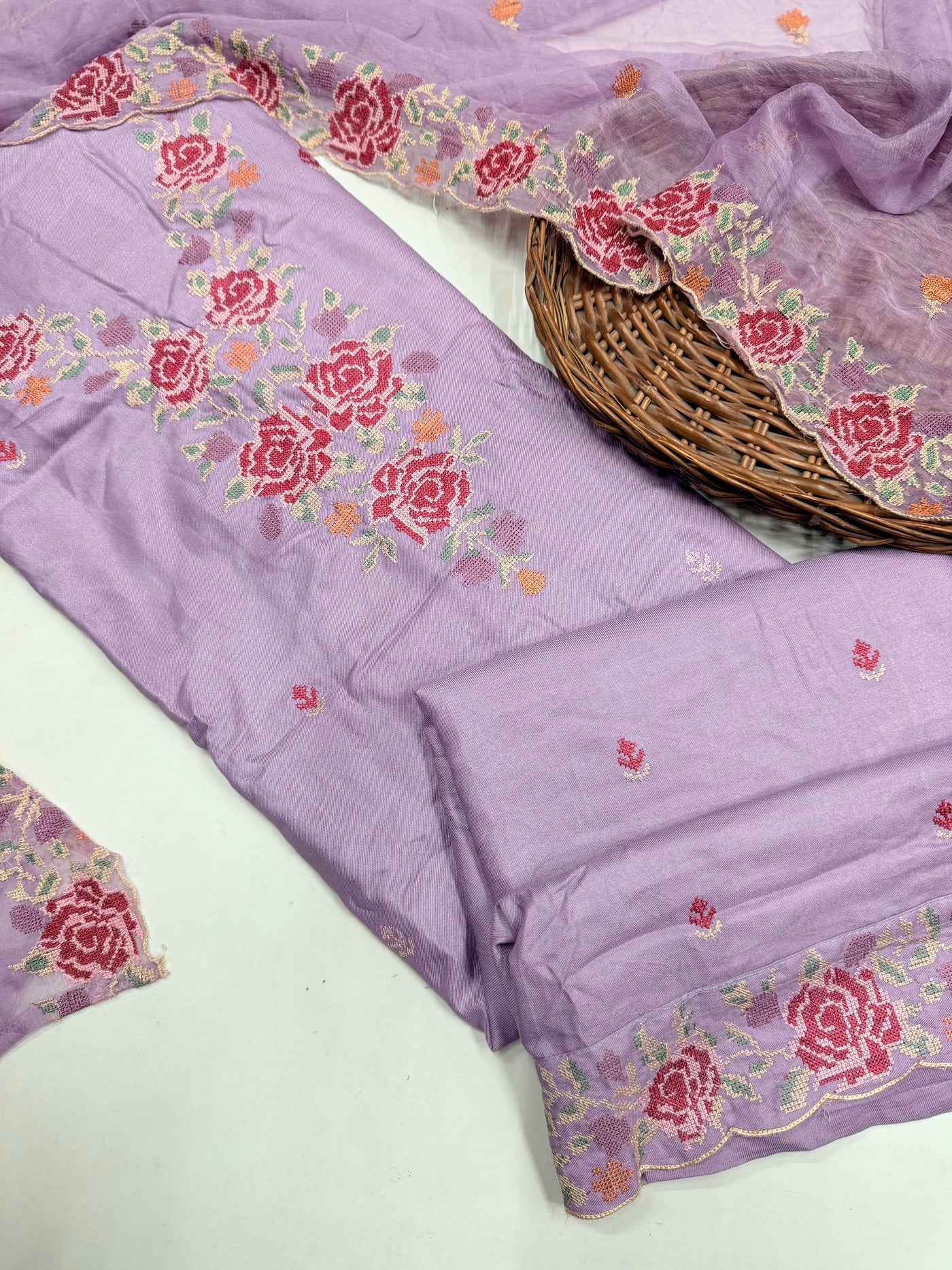 Kashmiri 🥶 winter pure suit (💯%handmade) 2025