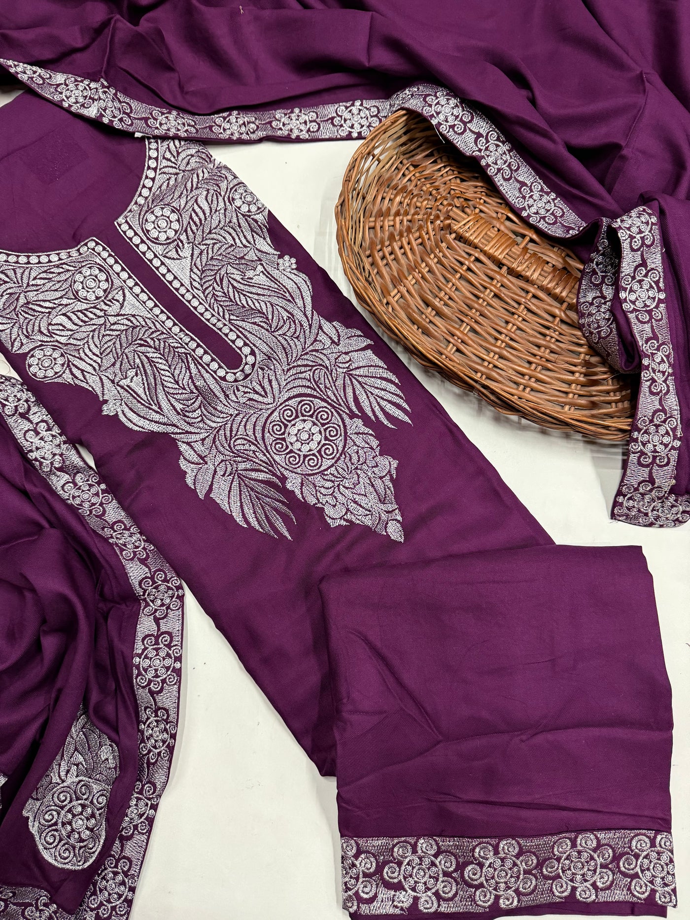 Kashmiri 🥶 winter pure suit (💯%handmade) 2025