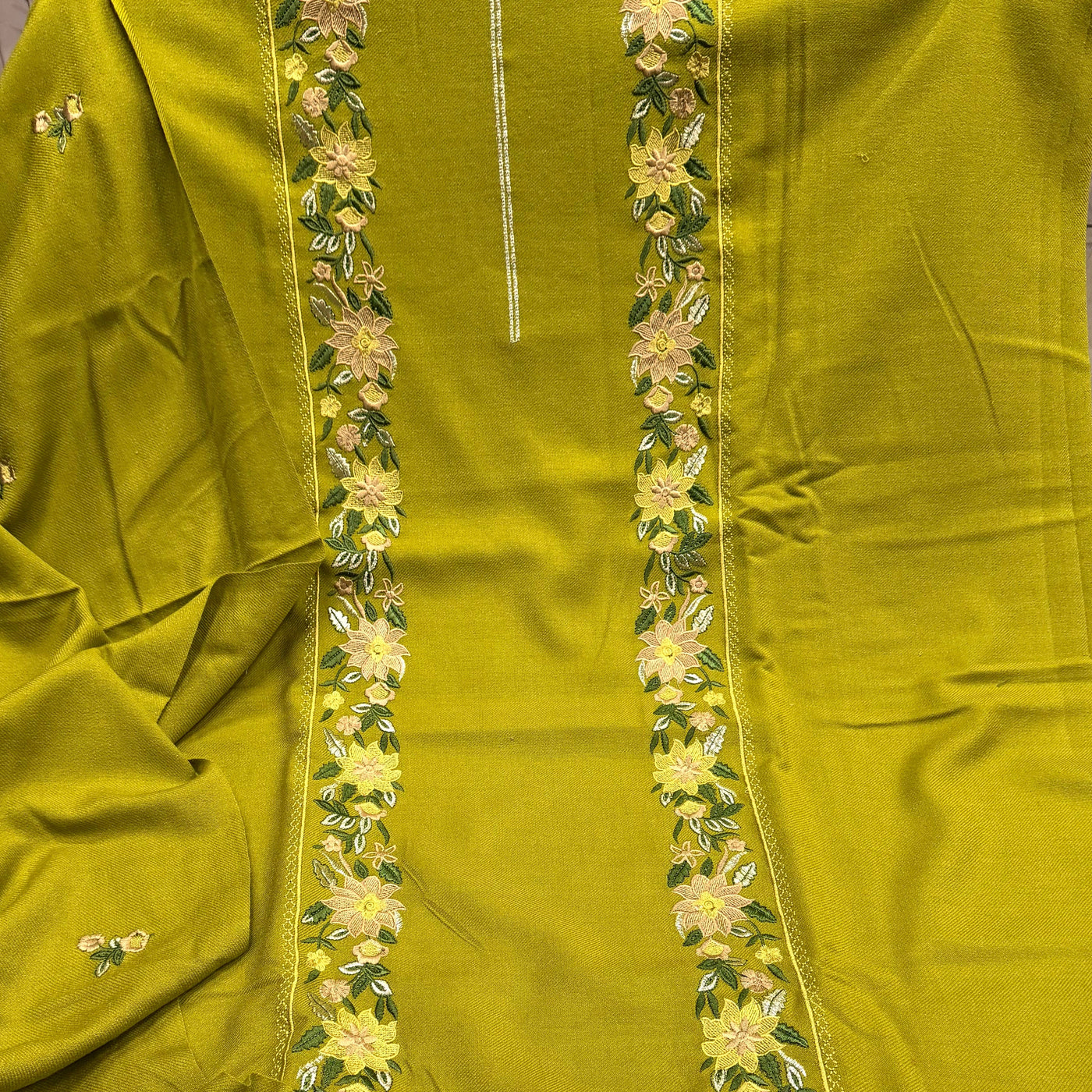 Kashmiri 🥶 winter pure suit (💯%handmade) 2025