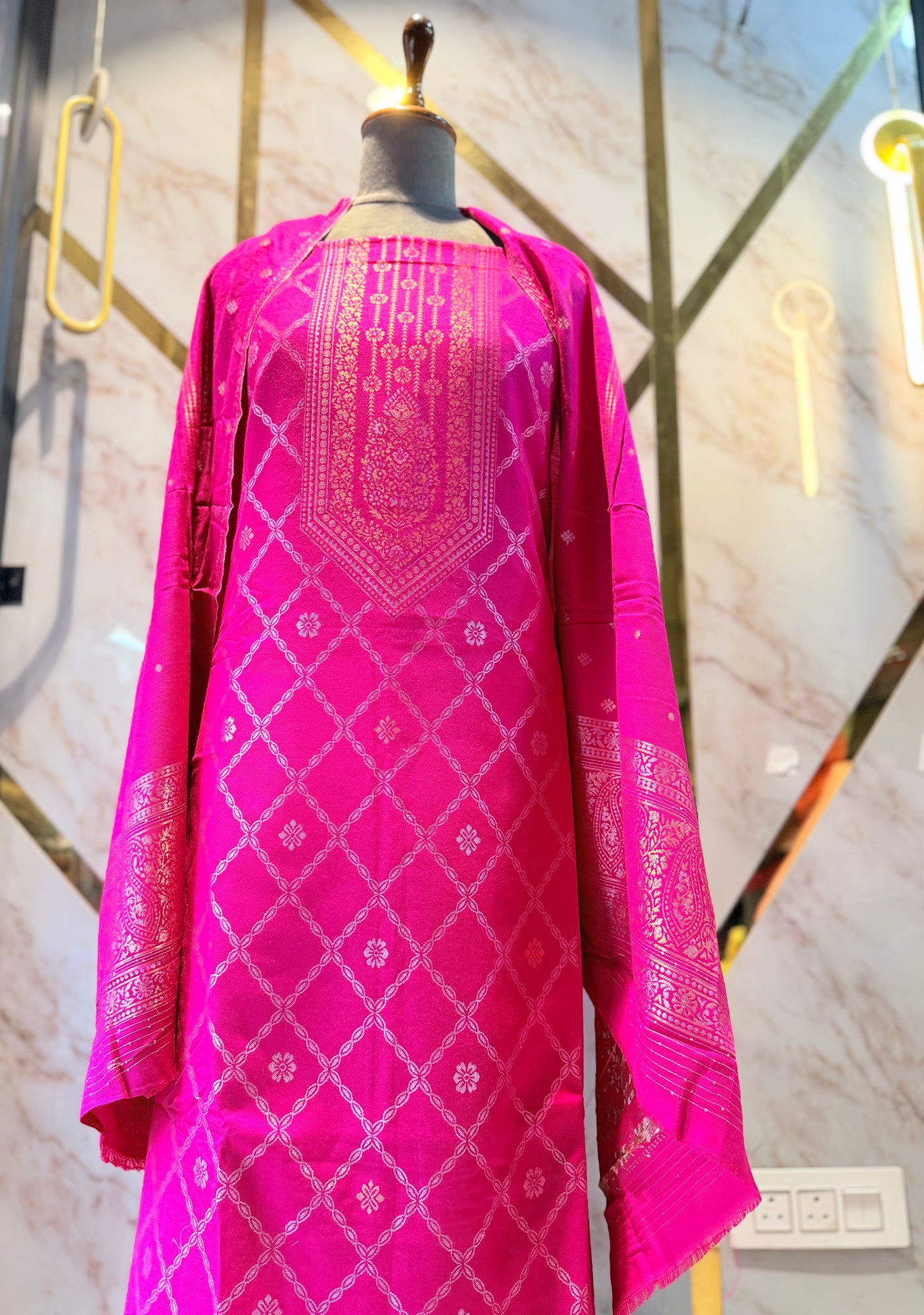 Premium kani Wollen Party Suits (100% Handmade)