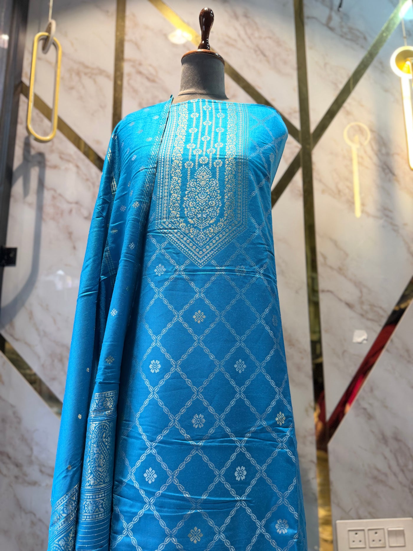 Premium kani Wollen Party Suits (100% Handmade)