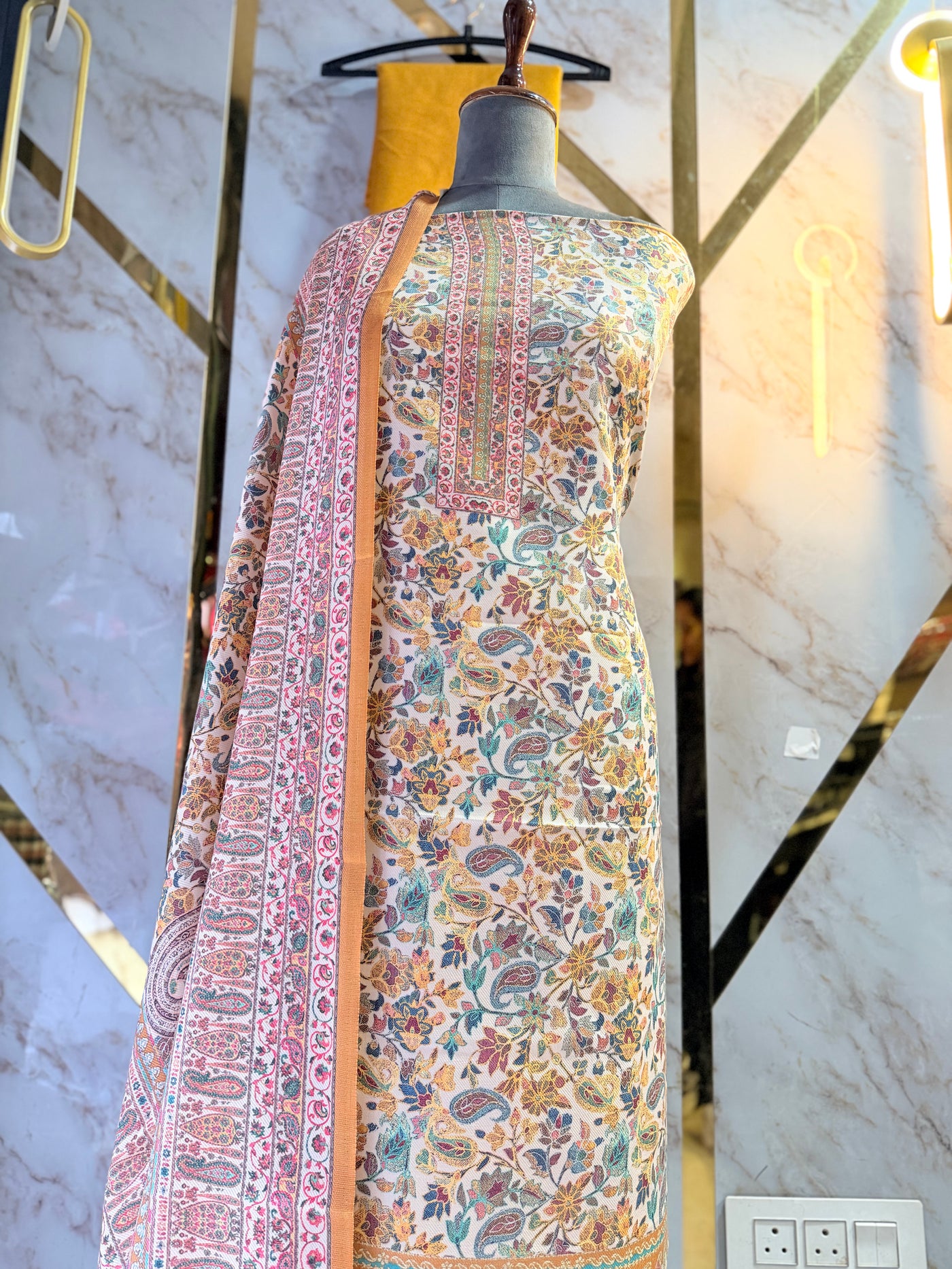 Premium Shimar Pashmina kani print Suit