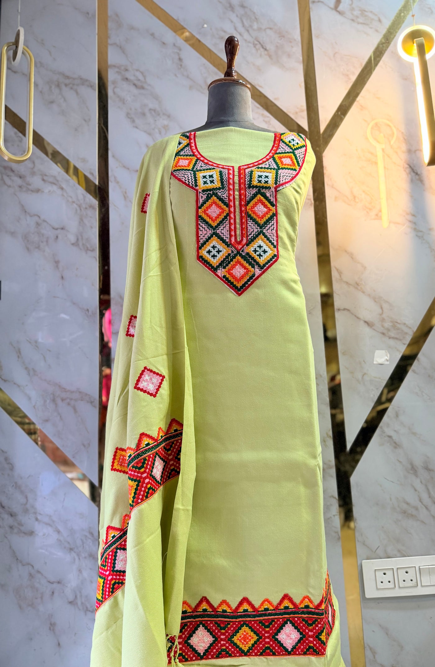 Pure winter 🥶 kinnauri temple 🛕 (hand made ) suit