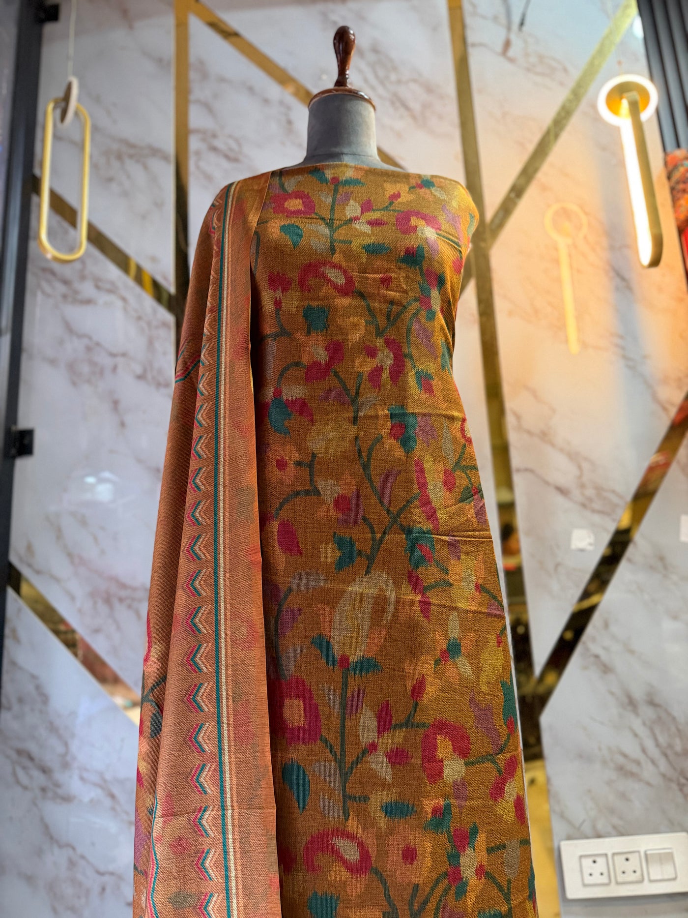 Premium Shimar Pashmina kani print Suit