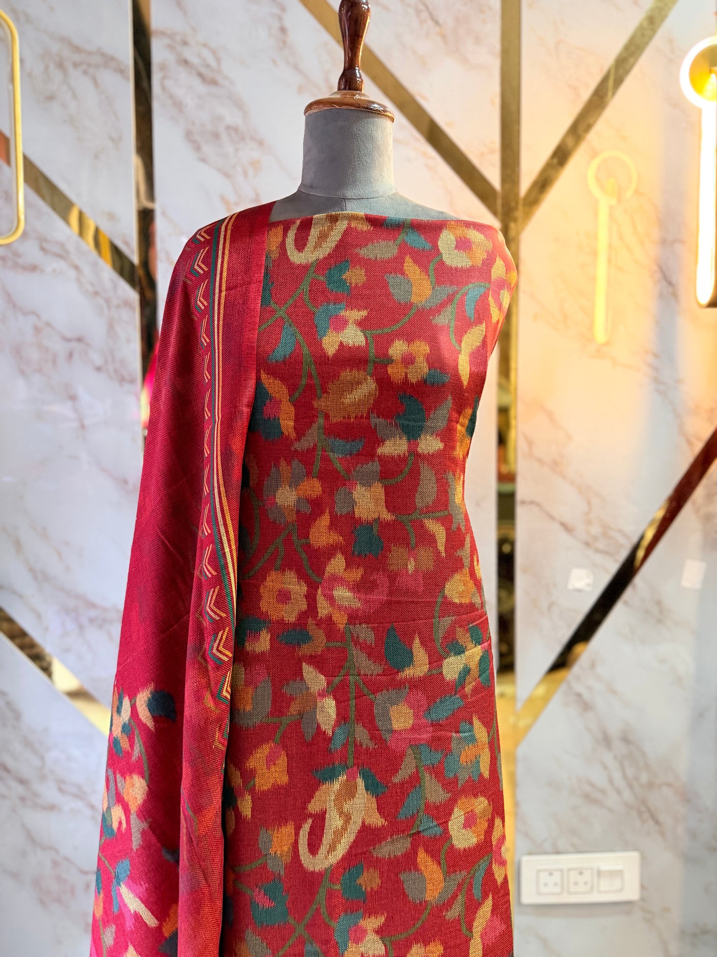 Premium Shimar Pashmina kani print Suit