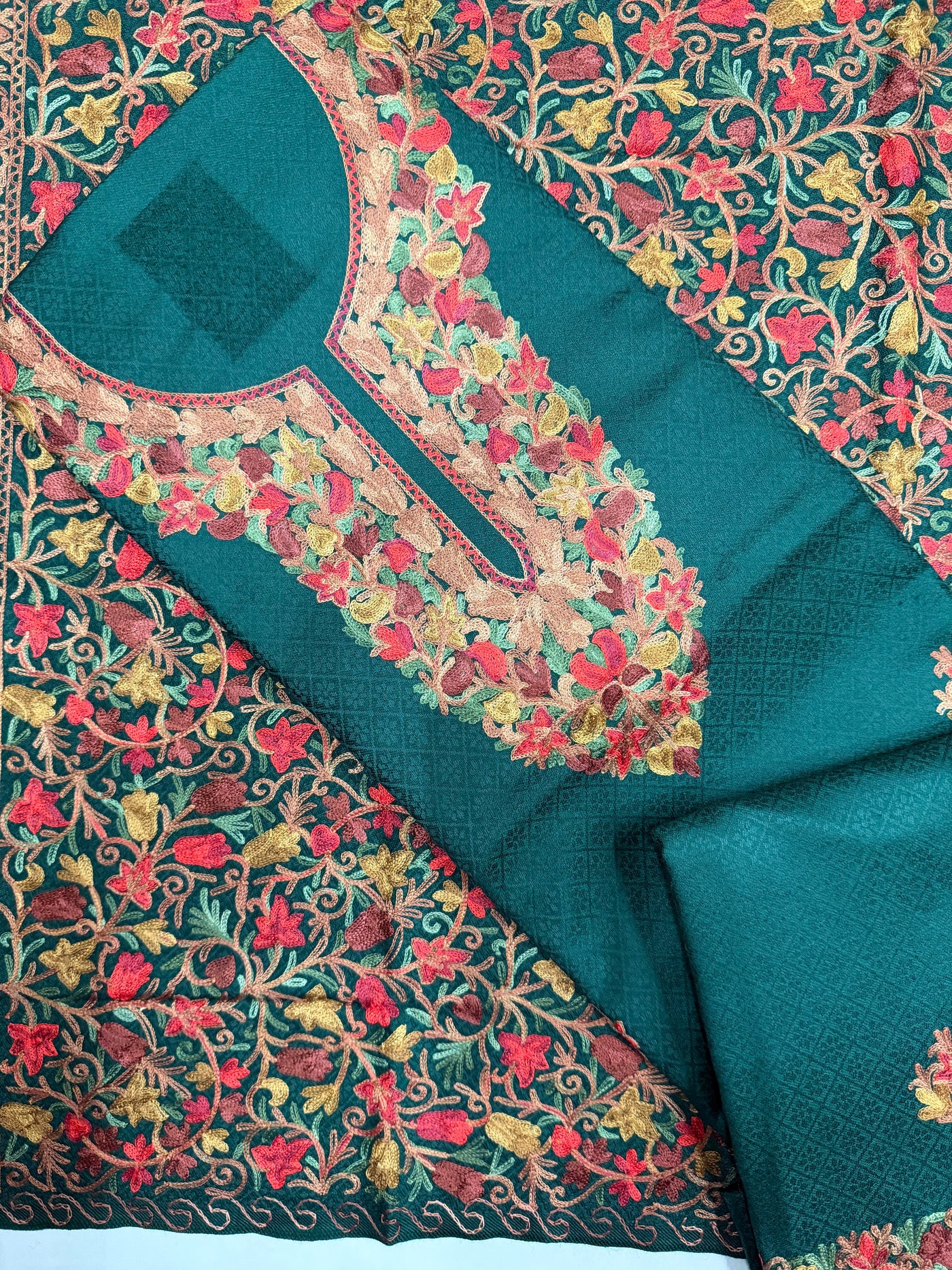 Kashmiri 🥶 winter pure suit (💯%handmade) 2025