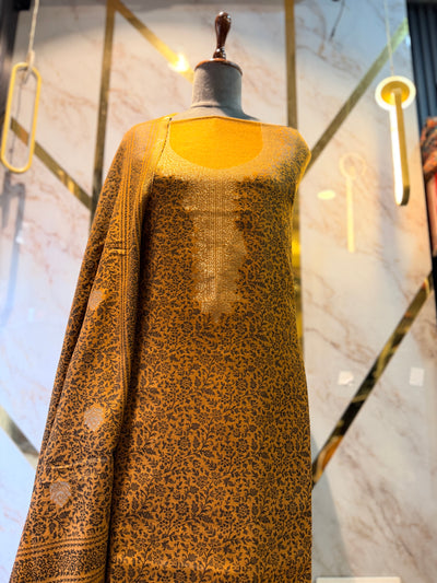 Premium Gold woollen party 🎉 suit