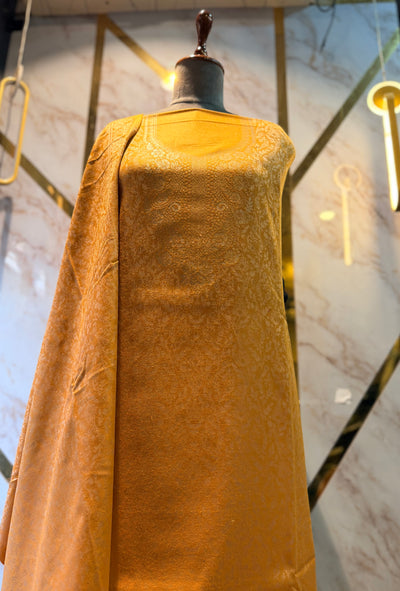 Premium Gold woollen party 🎉 suit