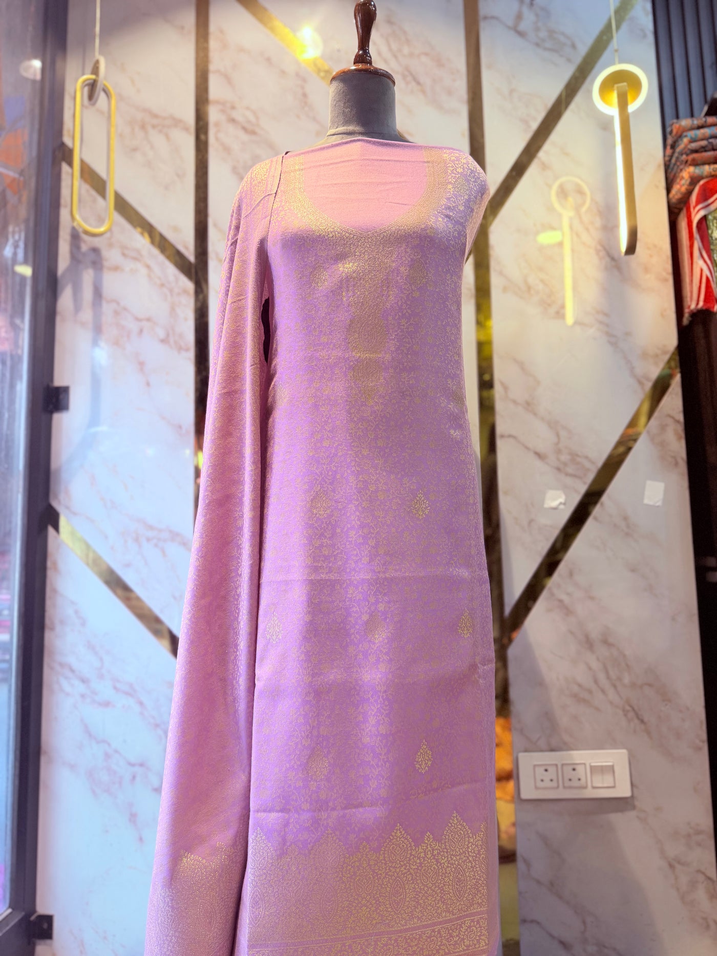 Premium Gold woollen party 🎉 suit