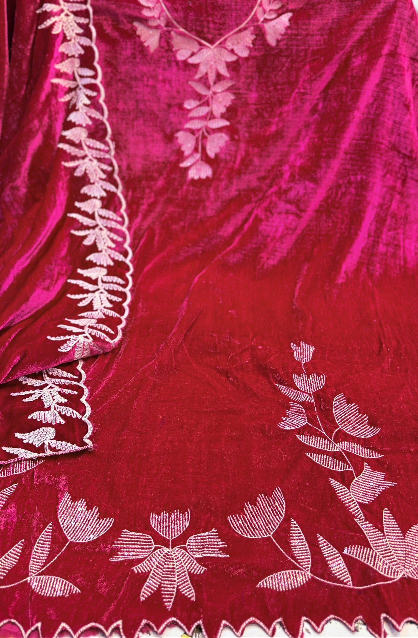 Premium  velvet  🥶 suit velvet bottom