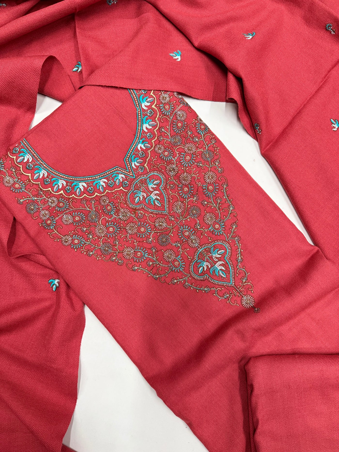 Kashmiri 🥶 winter pure suit (💯%handmade) 2025