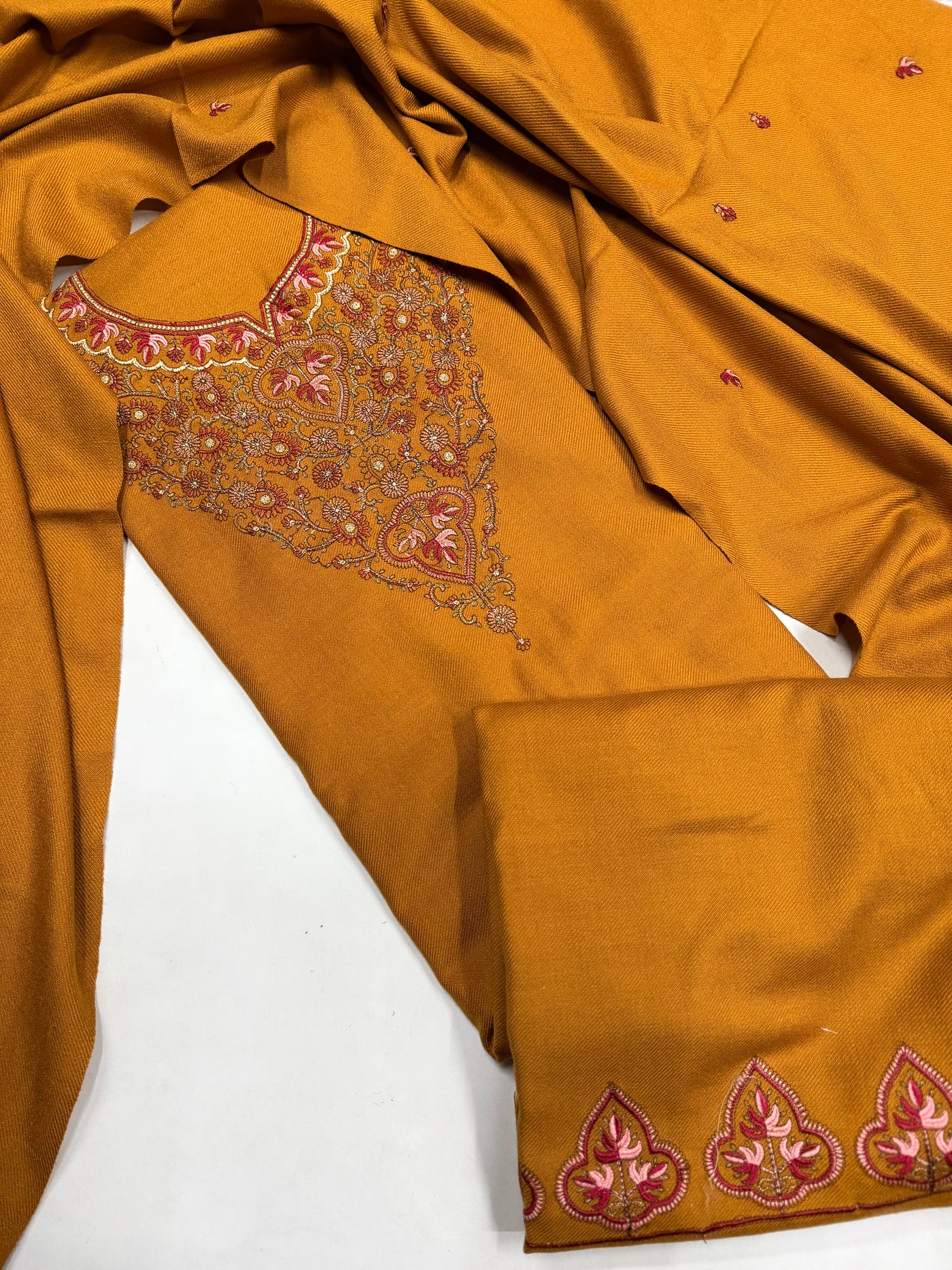 Kashmiri 🥶 winter pure suit (💯%handmade) 2025