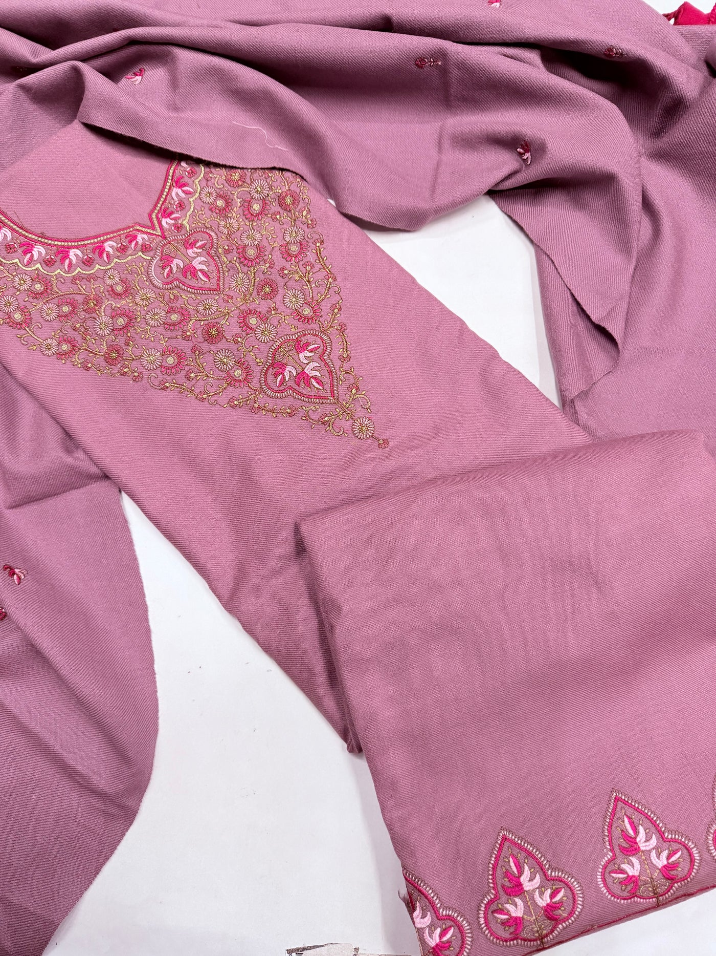 Kashmiri 🥶 winter pure suit (💯%handmade) 2025