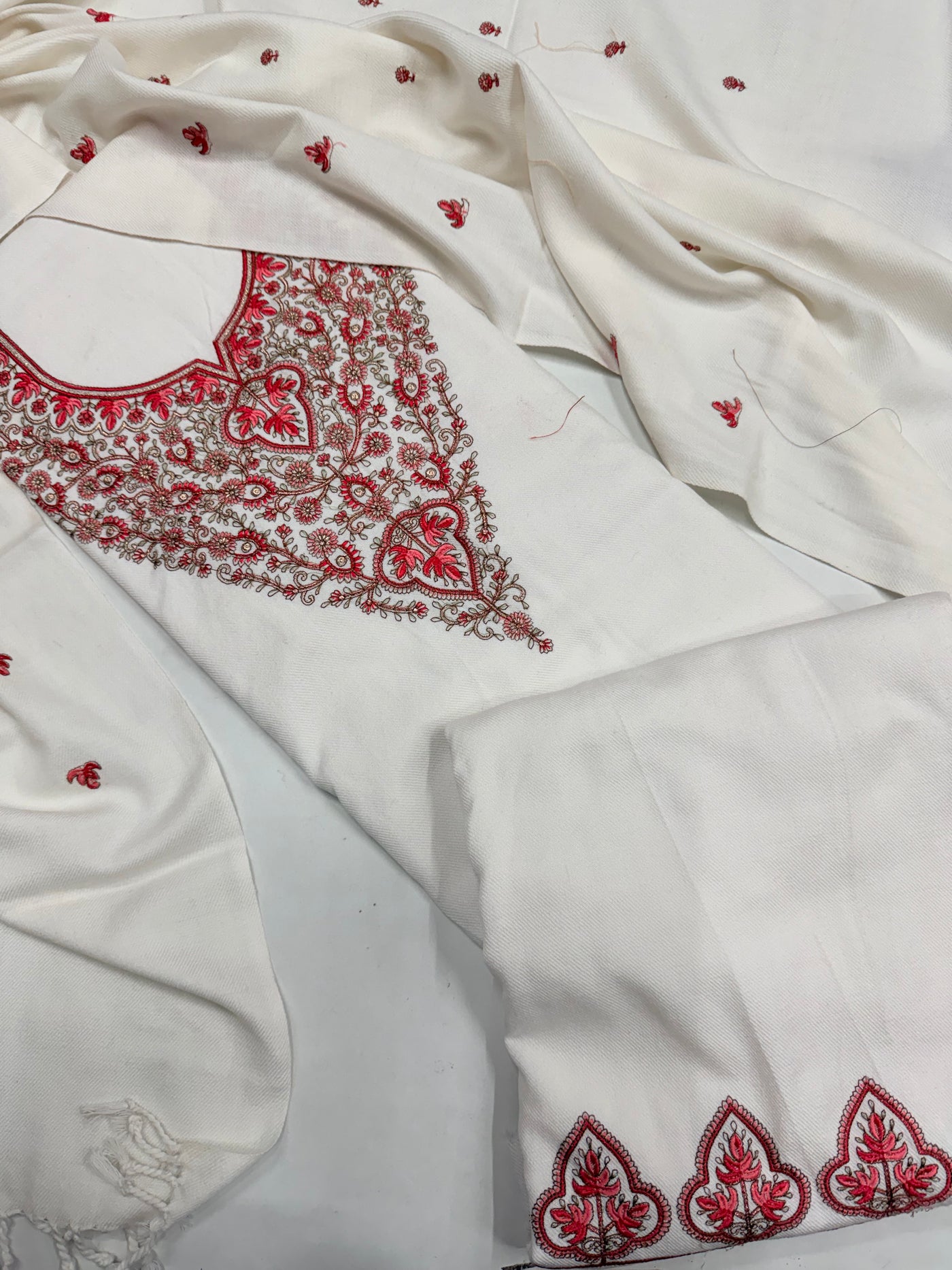 Kashmiri 🥶 winter pure suit (💯%handmade) 2025