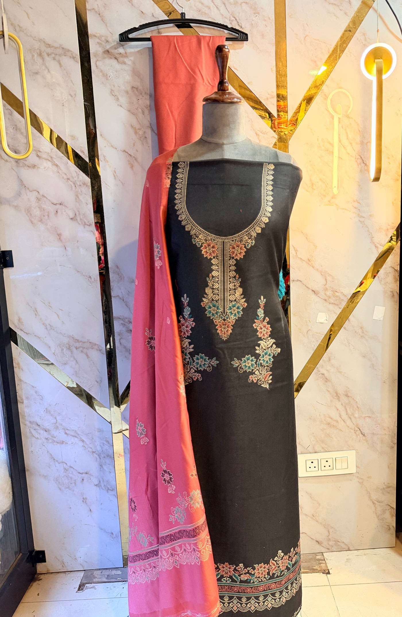 Kashmiri Woollen party 🎉 suit 🥶