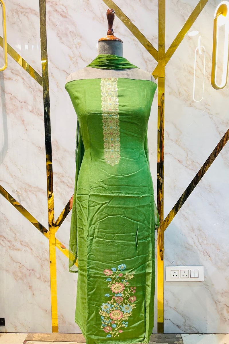 premium karigiri Dola Silk Suit