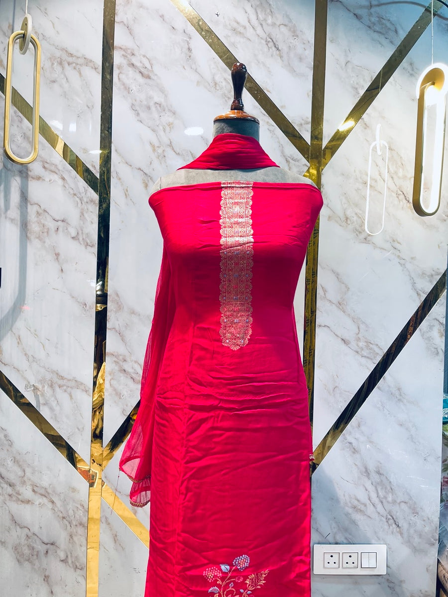 premium karigiri Dola Silk Suit