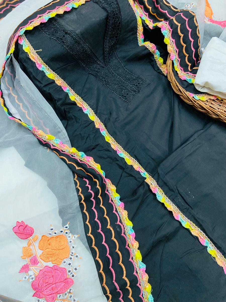 Delhi boutique style suit – Aur