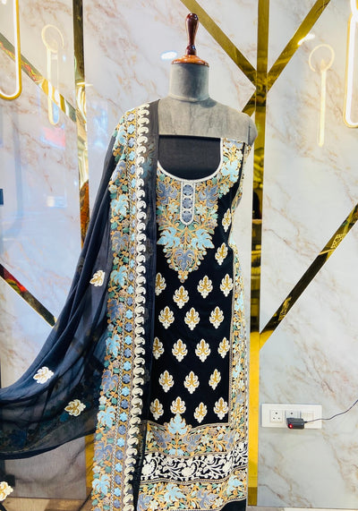 Premium kashmiri Karigiri Suit❤️🧵