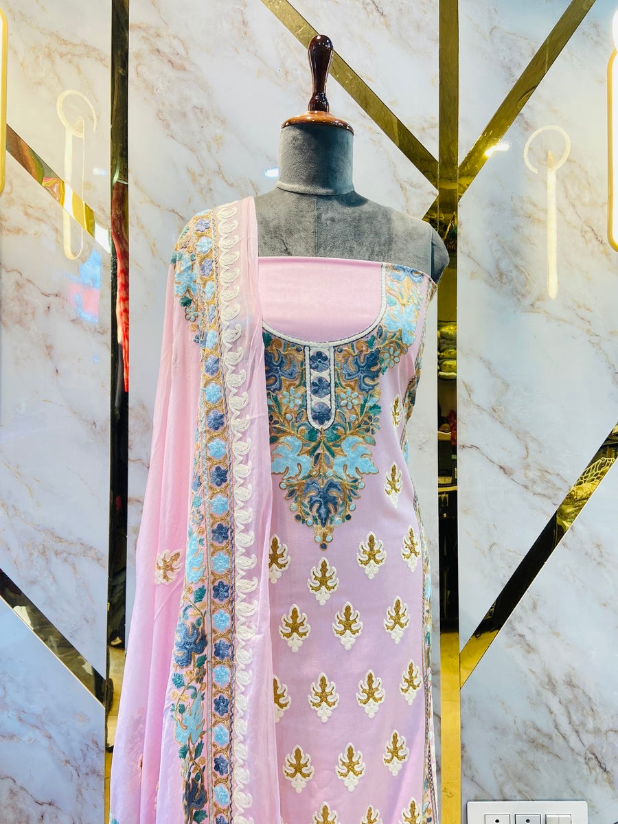 Premium kashmiri Karigiri Suit❤️🧵