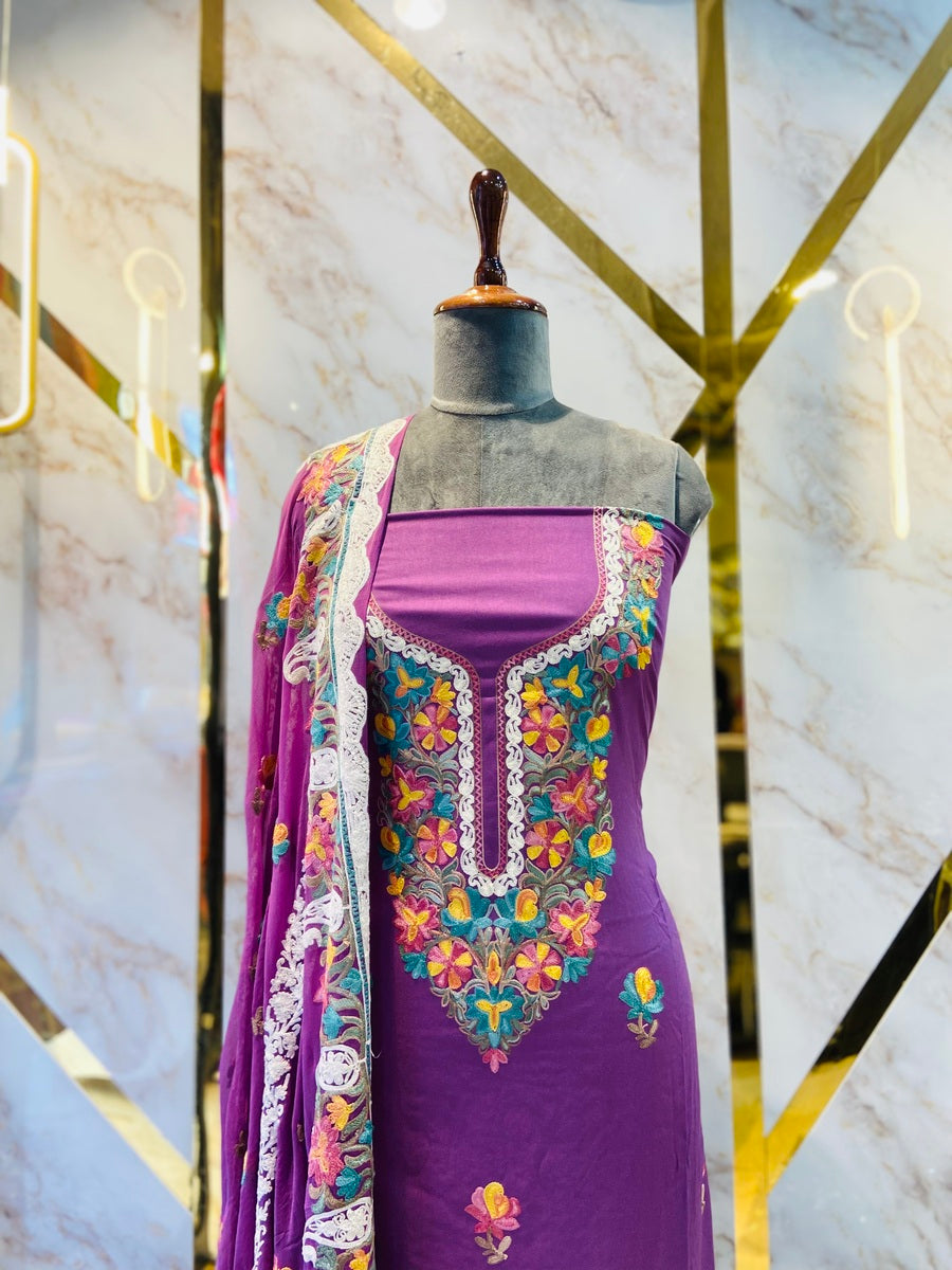 Premium kashmiri Karigiri Suit❤️🧵