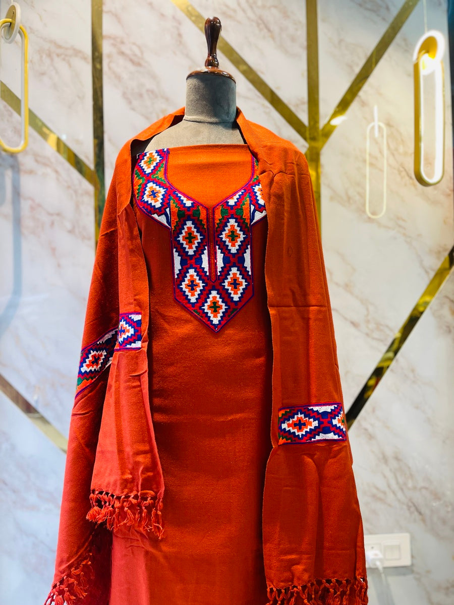 Pure winter 🥶 kinnauri (hand made ) suit( 2 side work )