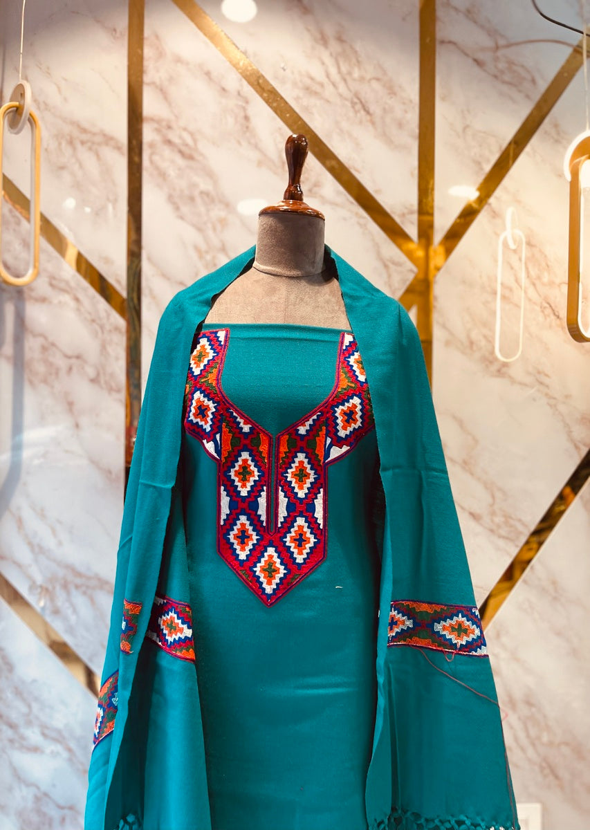 Pure winter 🥶 kinnauri (hand made ) suit( 2 side work )