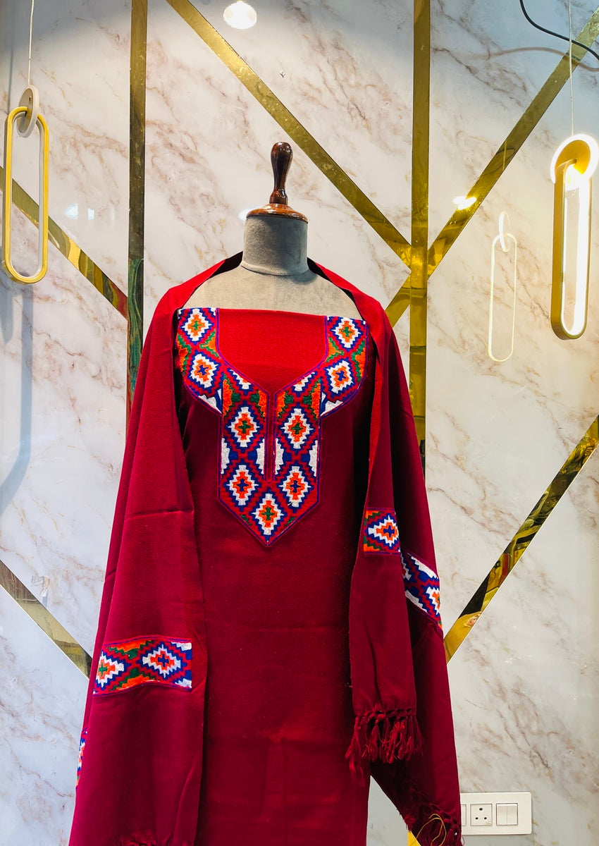 Pure winter 🥶 kinnauri (hand made ) suit( 2 side work )