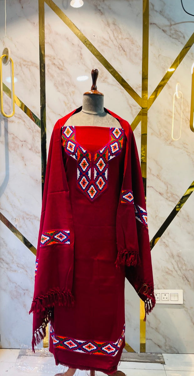 Pure winter 🥶 kinnauri (hand made ) suit( 2 side work )