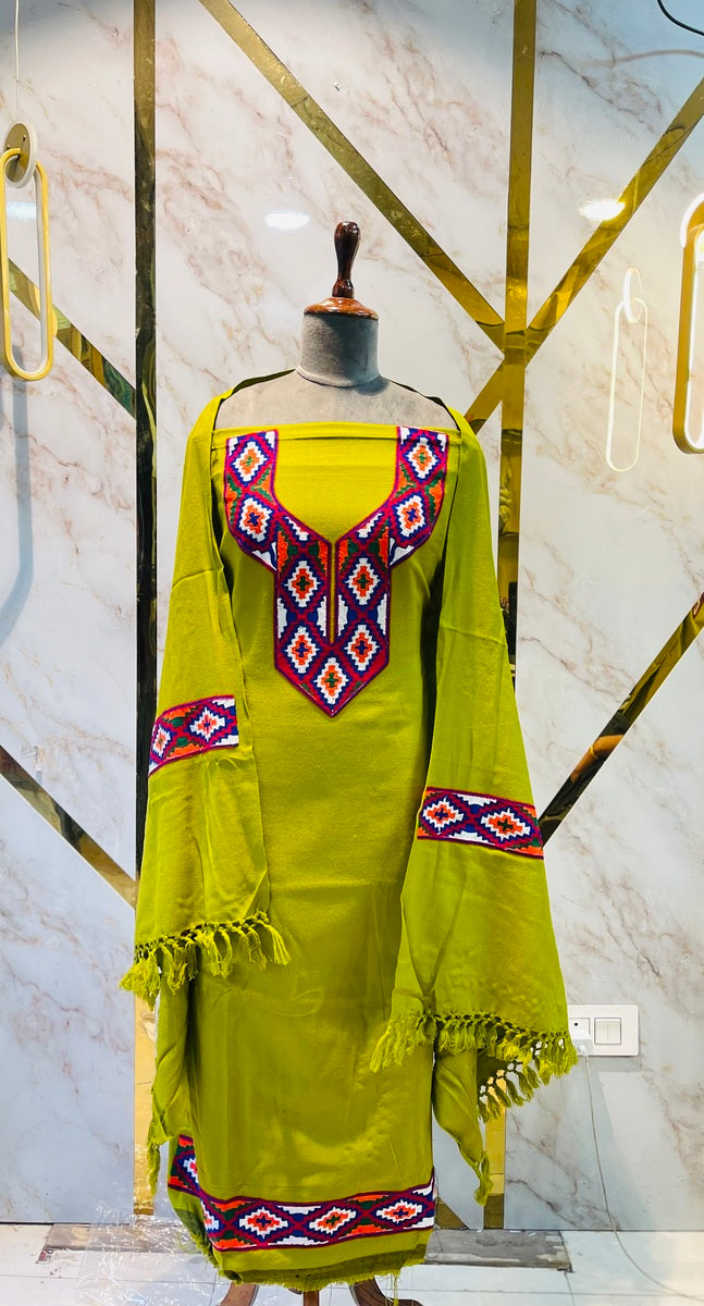 Pure winter 🥶 kinnauri (hand made ) suit( 2 side work )