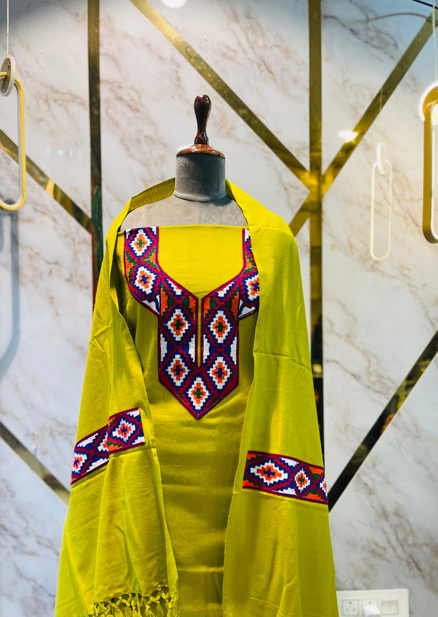 Pure winter 🥶 kinnauri (hand made ) suit( 2 side work )