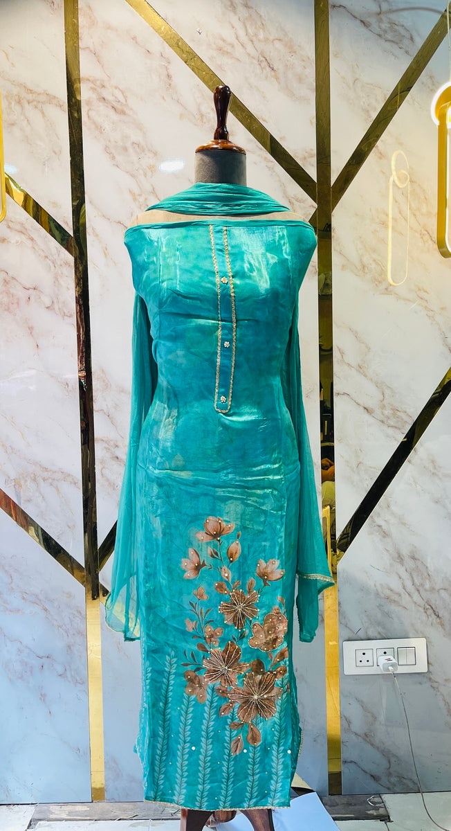 premium maslin party 🎉  Suit