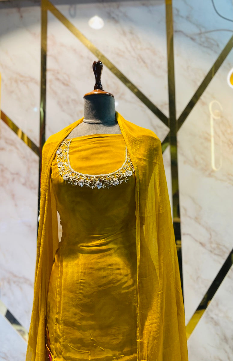 premium maslin party 🎉  Suit