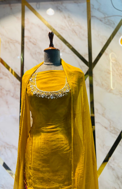 premium maslin party 🎉  Suit