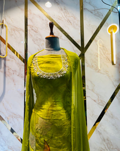 premium maslin party 🎉  Suit