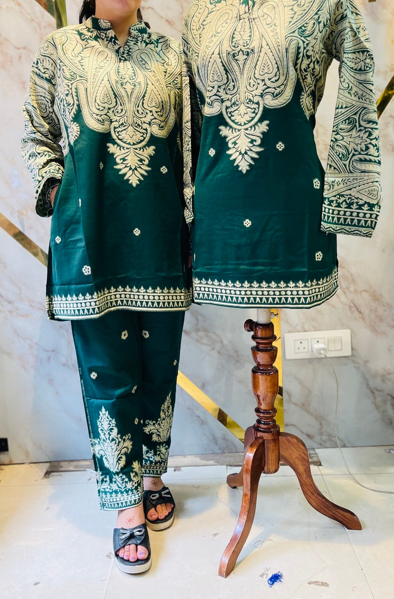 Premium winter 🥶 kani weav cord set